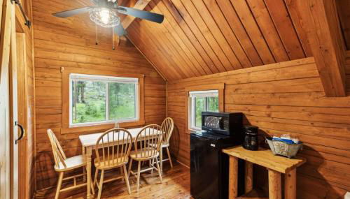 Lost Horse Lodge Double Queen Cabin 19 - PetsOK - Foto 3