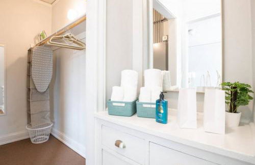 VIBES ON MAIN - Modern Chic Studio in Downtown - Foto 14