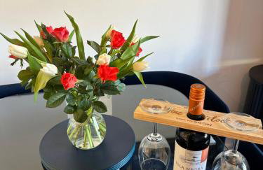 Kilmartin Court Apartments - No3 By The Sea & No2 With A View - free parking - Foto 16