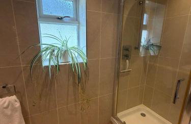 Luxury Villa with Beach Hut and Hot Tub - Photo 29