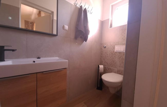 Impeccable 2-bed Apartment in Rab - Foto 18