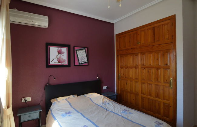 Modern Villa in Rojales with Hot Tub & Private Pool - Foto 2