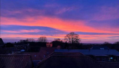 Sunset View, 2 bedrooms in the heart of Holt with parking - Foto 2