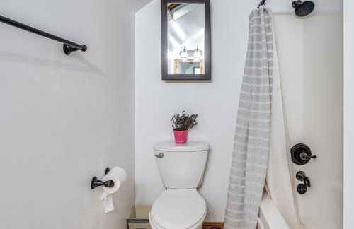 Charming Country Home with Deck - 20 Mi to Franklin - Foto 17