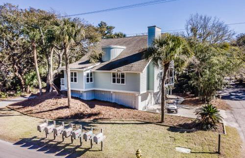 NEWLY Renovated Short Walk to Beach and Beach Club - Sleeps 12 - Foto 40