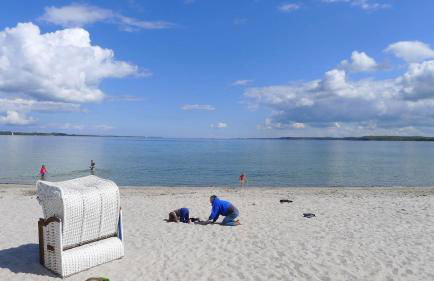 Seeblick II - gemütliche 60qm - ganzes Haus - 50m zum Naturstrand - mit Terrasse und großem Garten - Foto 17