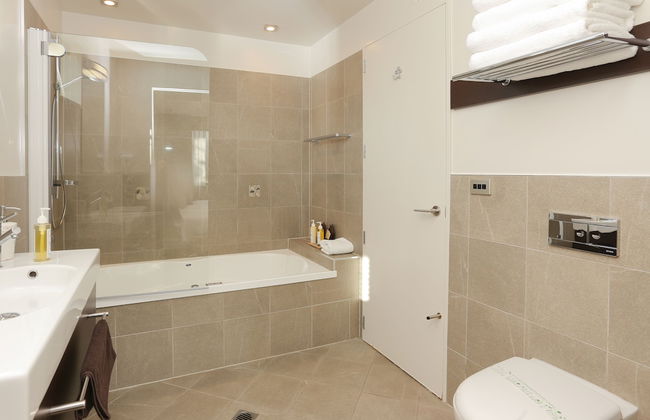 Village Lake Apartments - Foto 23