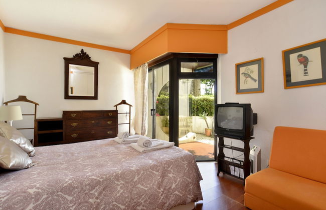 São Pedro Terrace Apartment - Photo 2