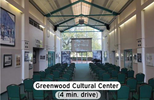 Stylish 1BR Near BOKCntr-Gym,Lounge,Balcony,Pet OK - Foto 29