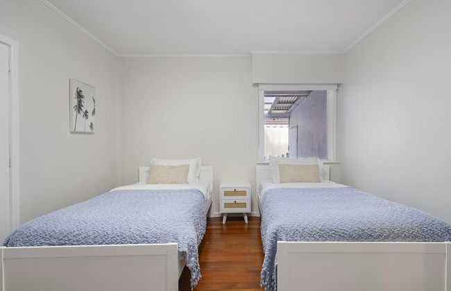 Amazing Home By Beach - Aircon-ed - Foto 9