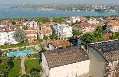 Homingarda Apartments, Pool & Garden, Near Lake Garda and Center - Photo 1