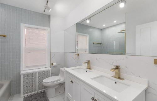 Historic Home, Chic Living Near Motown & Midtown - Photo 5