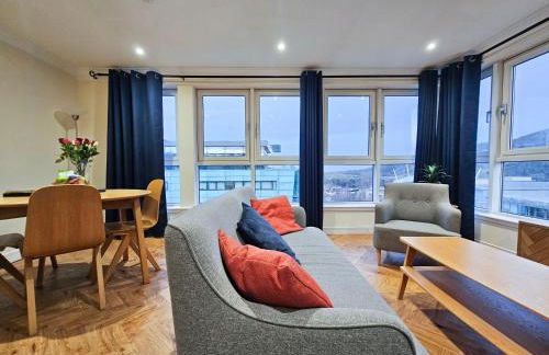 Edinburgh Central 2-bedroom Apartment with Free Parking and Stunning Views - Photo 5