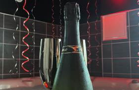 Suite romantique La Maison de Flora SPA intérieur, jardin et lit King size - Foto 9