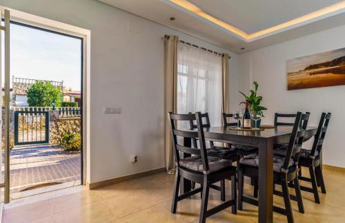 Sunny Ocean Villa with pool near Arrifana beach - Foto 51