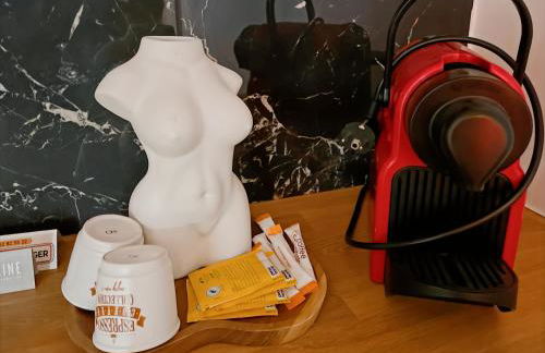 Le Bohème Spa, loveroom à Sète - Foto 15