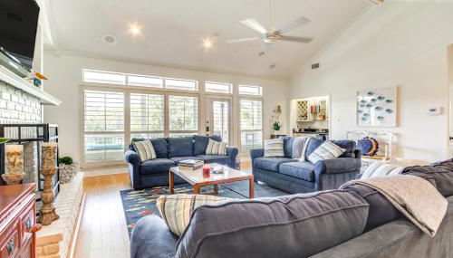 Pool, Fire Pit and Tennis Court Gem in Bay St Louis - Foto 4