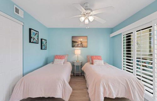 Corner Unit With Lake and Fountain Views - Foto 18