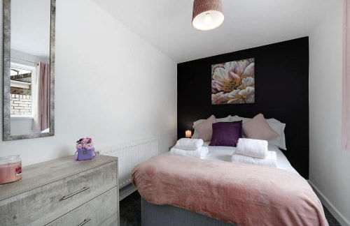 NEW! 3 Bedroom Home in Sunderland by Stay With Us, Perfect for Families & Contractors, FREE WiFi!! - Foto 5