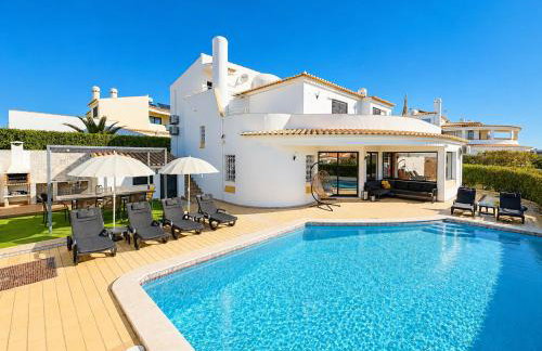 Villa Cristina 17 - Pool & 10 min walk from beach - Foto 1