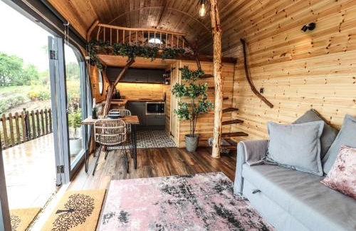 Offas Dyke Escape - Photo 4