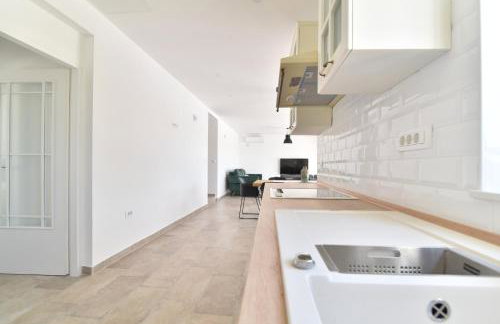 Villa Olivia - Jasenice, with swimming pool and jacuzzi - Foto 10