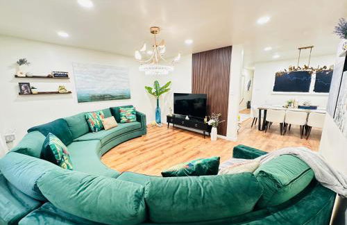 Urban Oasis I Stylish Getaway to NYC with Parking - Foto 11