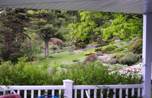 Carraig Mor Cottage - Beautiful House, Amazing Garden, Downtown Baileys Harbor - Foto 32