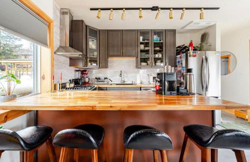 Secluded Private Retreat with Cabin & Vintage Airstream - Foto 48