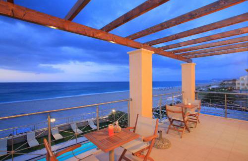 Irida beachfront Villa for 12 steps to amenities - Foto 41