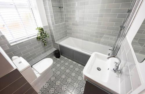 3 Bed 2.5 Bath Detached House,Parking,Pet Friendly - Foto 3