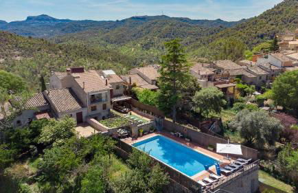 21 Sleeps Private Pool Villa & BBQ Near Barcelona - Foto 75