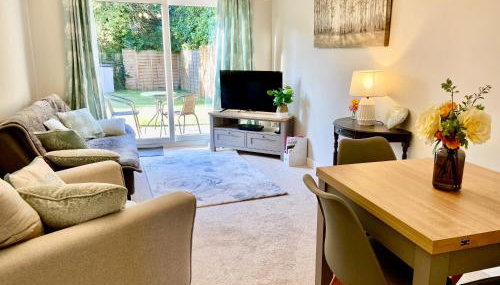 Cosy Bungalow Near Open Countryside - Foto 2