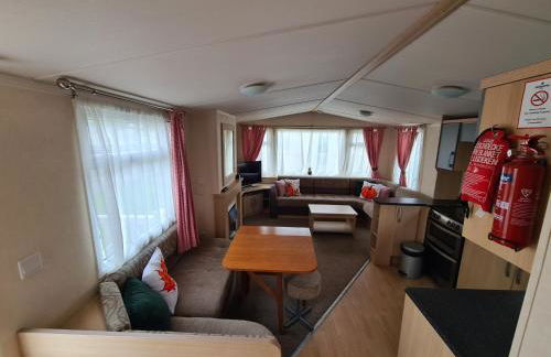 127cs HOBURNE NAISH HOLIDAY PARK - Photo 4