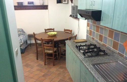 Villino with Garden - Photo 3