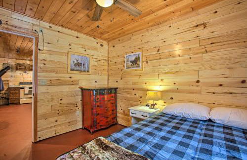 400-Acre Outdoor Enthusiasts Lodge in Mancelona! - Foto 28