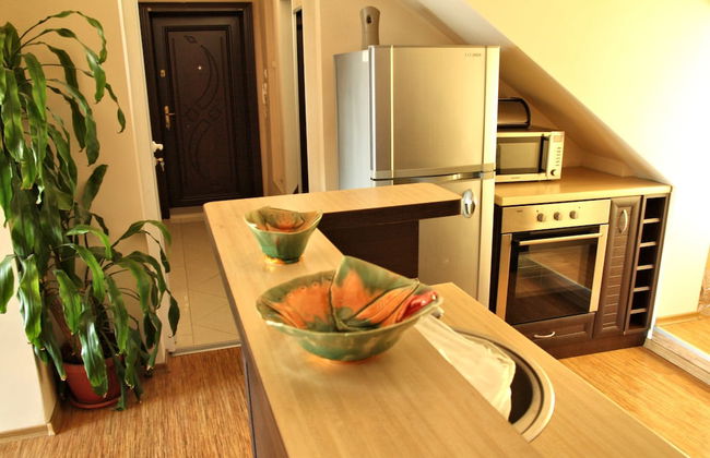 Sea view apartment in the city heart - Photo 12