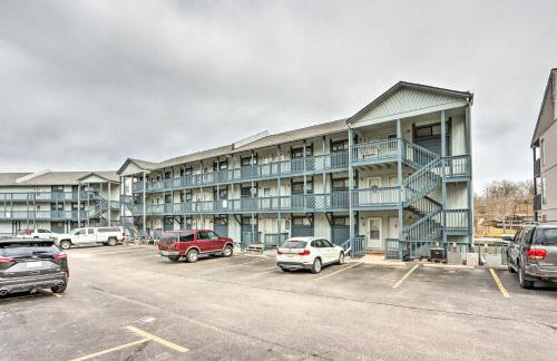 Pool + Boat Slip Available: Osage Beach Condo! - Foto 25