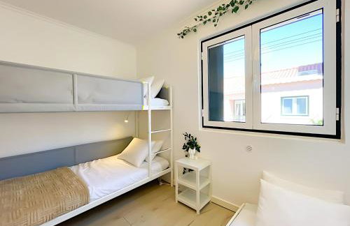 Entire 2 Bedroom Family Friendly House in Belem Lisbon 3 to 5 Guests - Photo 39
