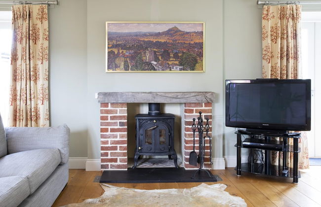 Charming Cottage for 10 in Heart of South Downs - Photo 3