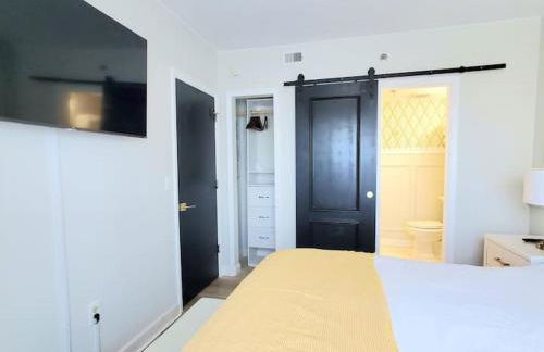 Remodeled 2BD/2BA Condo mins from Universal Studio - Foto 28