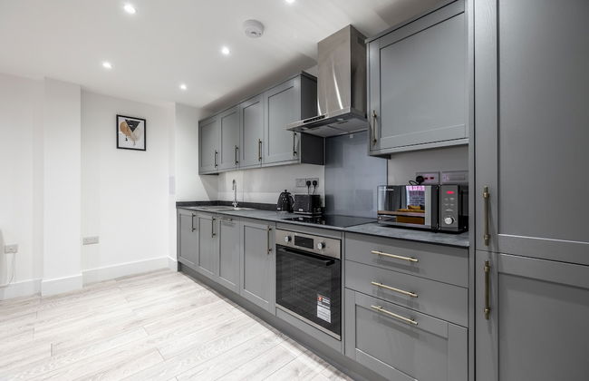 Remarkable 2-bed Apartment in Camberley - Foto 19