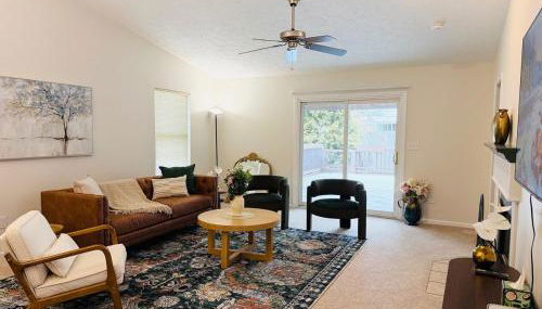 Premier 3BR Retreat - CVNP, Blossom & Boston Hills - Foto 2