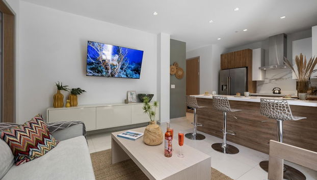 Modern NEW 2br2ba Condo w Pool Resort Amenities - Foto 2, Habitación