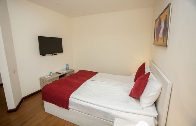 Welcome City Center Apartments - Photo 21