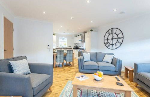 Stylish & Modern Apartment - Photo 13