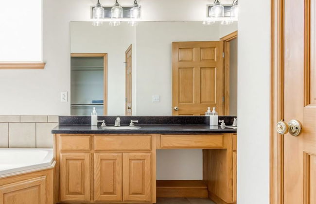 5-bedroom With 6 Beds for Social Gathering - Foto 25