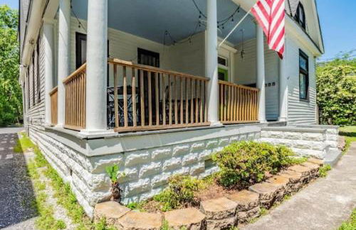 Dauphin District Darling #3-Downtown, Restaurants - Photo 30