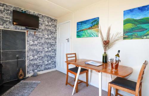 The Studio - Photo 9