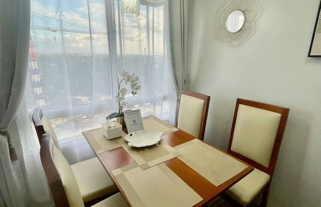 Mesavirre Bacolod | Elegantly Furnished 1BDM w/Balcony @ LOPEZ LUX. - Foto 13